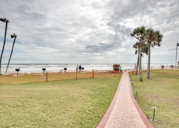 Daytona Beach Studio W/ Private Lanai 1 Mi To Pier
